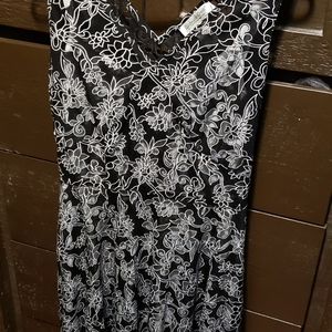 Sleeveless dress